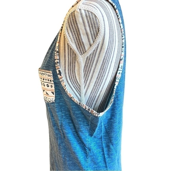 HOLLISTER sleeveless tee, size M, deep cut armholes, excellent condition, cotton - Picture 3 of 6